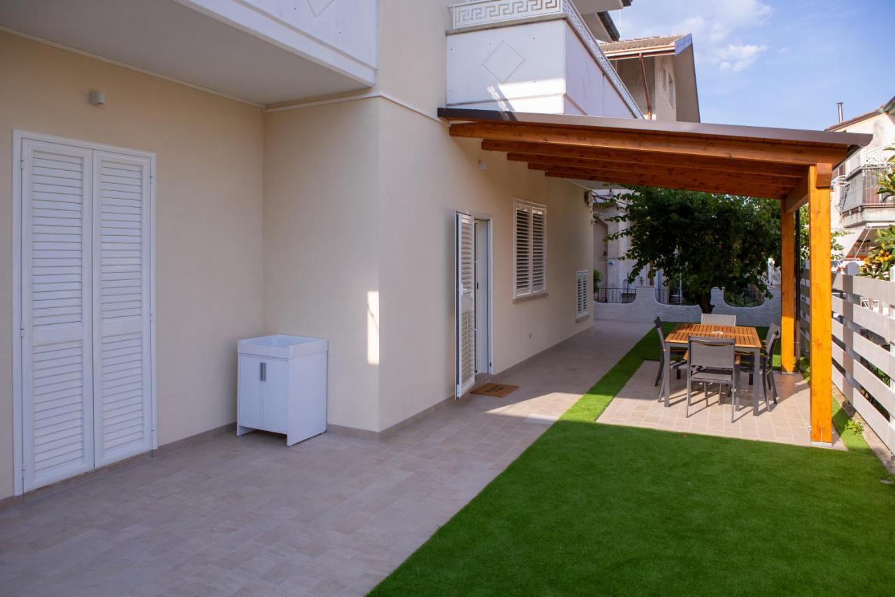 Aria Di Sale Bed & Breakfast Martinsicuro Exterior photo